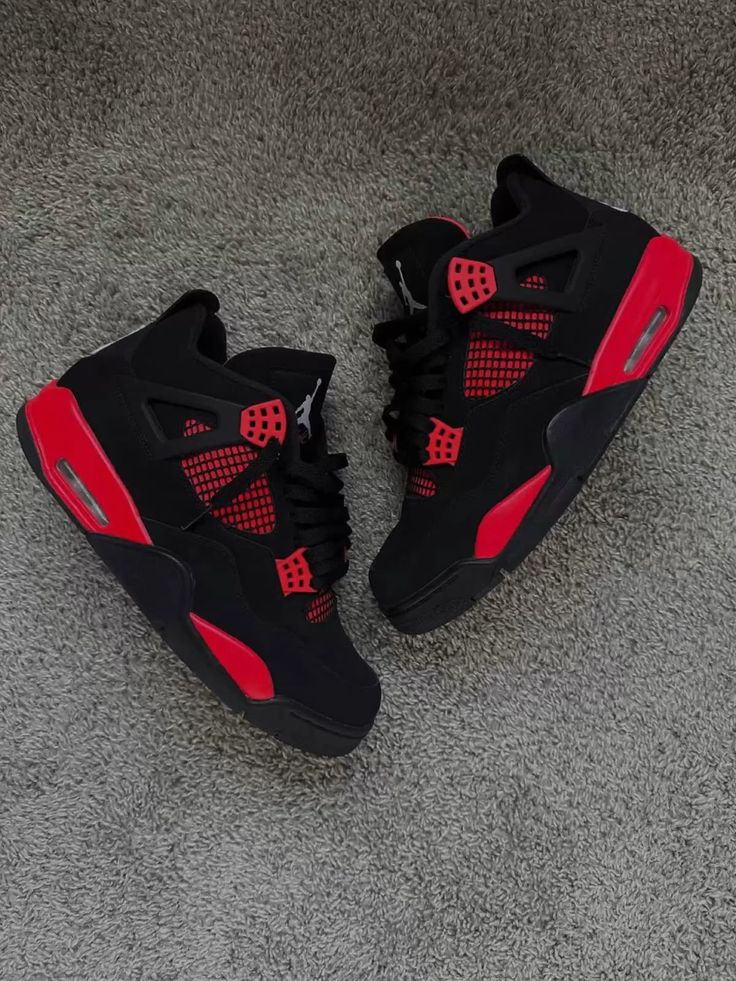 Jordan 4 2024